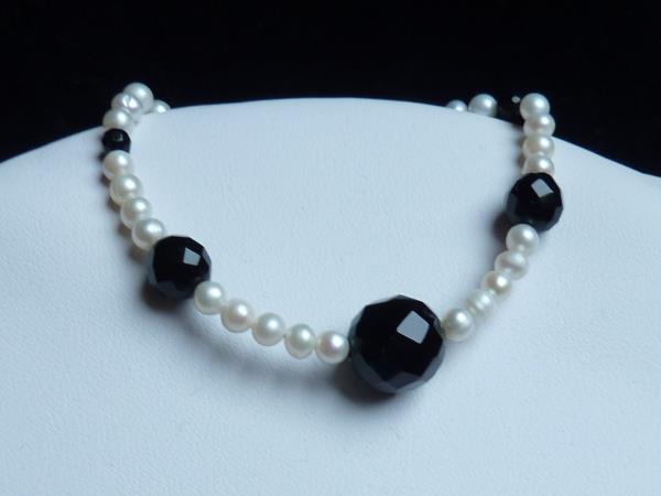 Perly bílé, onyx (0412)
