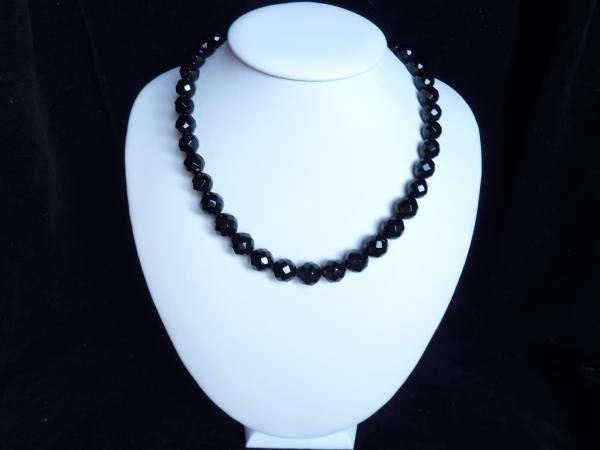 Onyx (0504) 980,- prodán