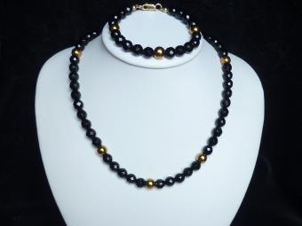 Onyx, hematit (2011)